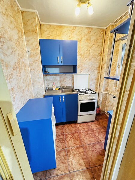 Titan, Piata Minis, 1 Decembrie 1918