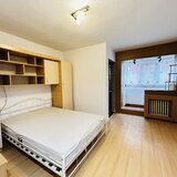 Titan, Piata Minis, 1 Decembrie 1918